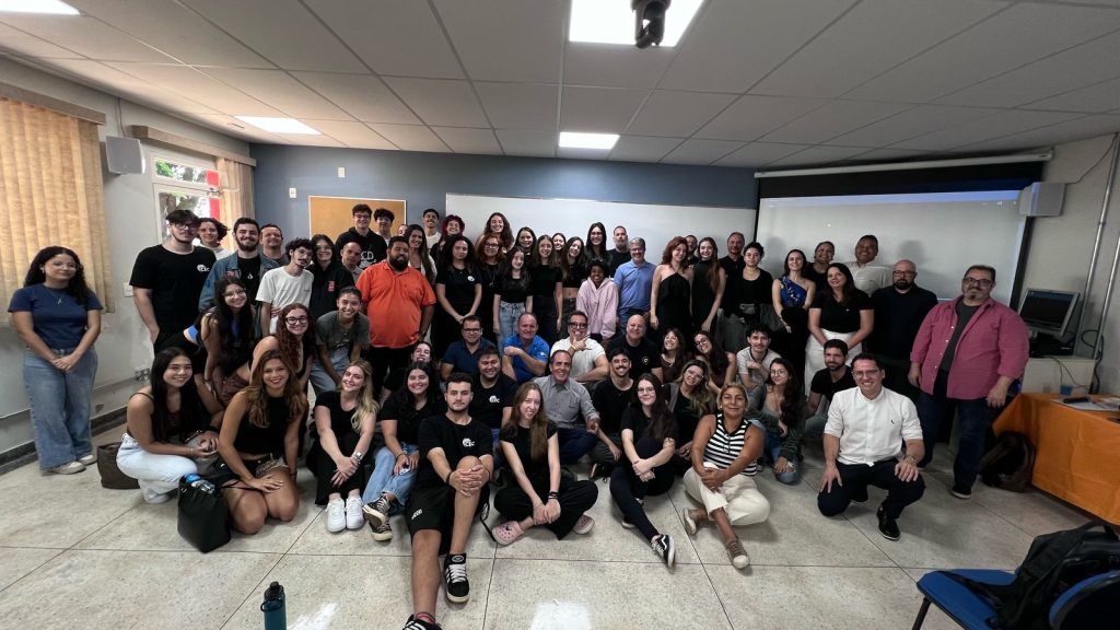 Encontro APP - Dual Mídia - FACAMP: Recorde de Público e Conexões de Sucesso!