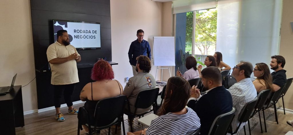 Registro de Marcas e Mídias Programáticas: O Futuro da Publicidade em Foco no Encontro APP de Abril
