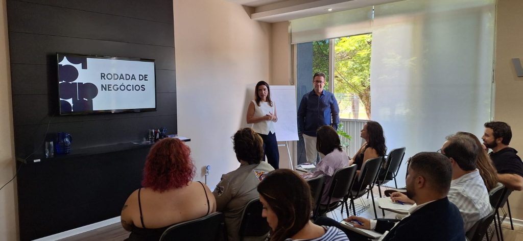Registro de Marcas e Mídias Programáticas: O Futuro da Publicidade em Foco no Encontro APP de Abril